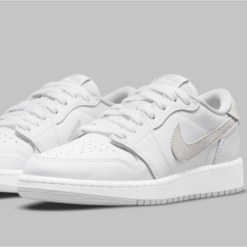Air Jordan 1 Low Neutral Grey GS sz 4.5Y Womens sz 6